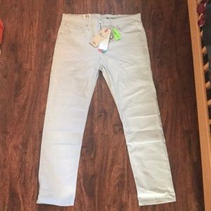 Levi’s 502 Regular Taper Performance Pant